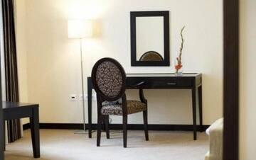 Фото номера Двухместный номер с 1 кроватью Отель Griff Hotel Zalau г. Залэу 10