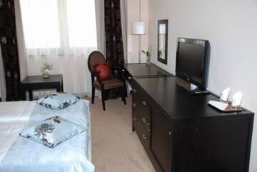 Фото номера Двухместный номер с 1 кроватью Отель Griff Hotel Zalau г. Залэу 12