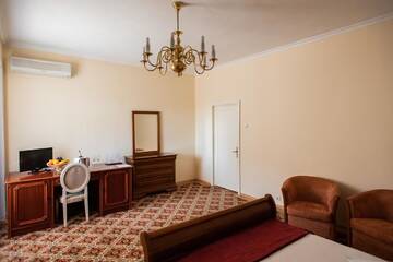 Фото номера Номер-студио Отель Hotel Brilliant Meses г. Залэу 2