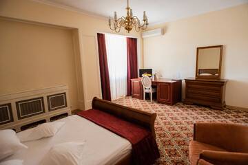 Фото номера Номер-студио Отель Hotel Brilliant Meses г. Залэу 4