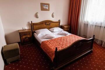 Фото номера Двухместный номер с 1 кроватью Отель Hotel Brilliant Meses г. Залэу 4